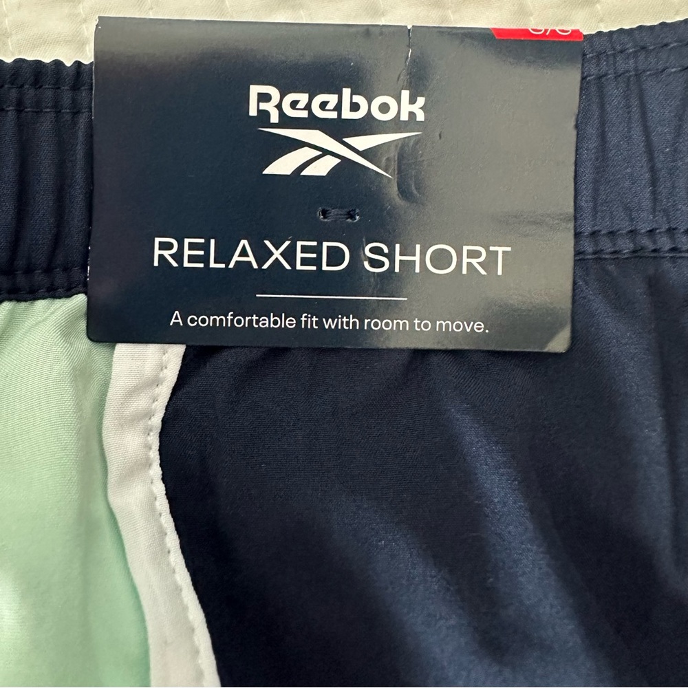 Reebok Relax Short Women’s Sport Size L NWT - Picture 6 of 8